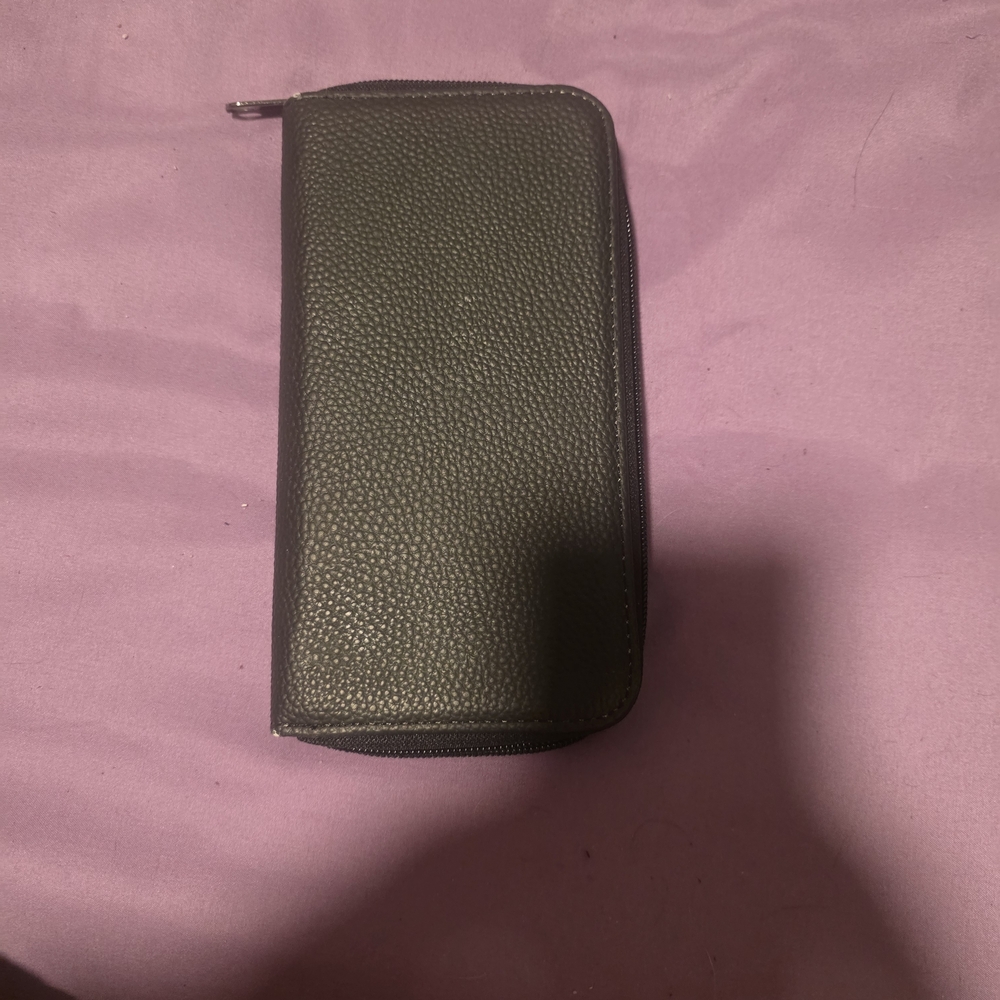 Colorful Ed HARDY Wallet - Picture 2 of 7
